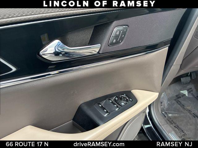 2022 Lincoln Nautilus - $24,950