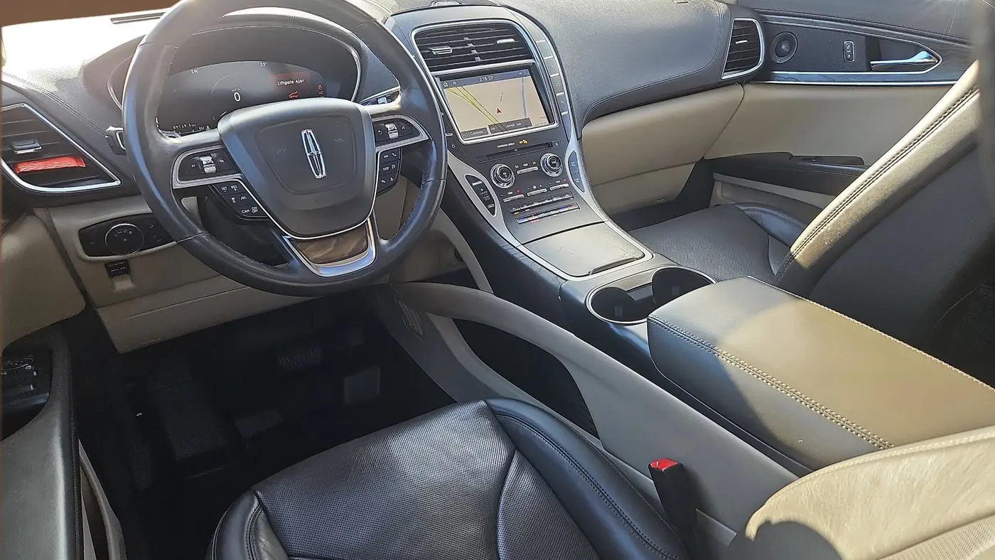 2020 Lincoln Nautilus Reserve