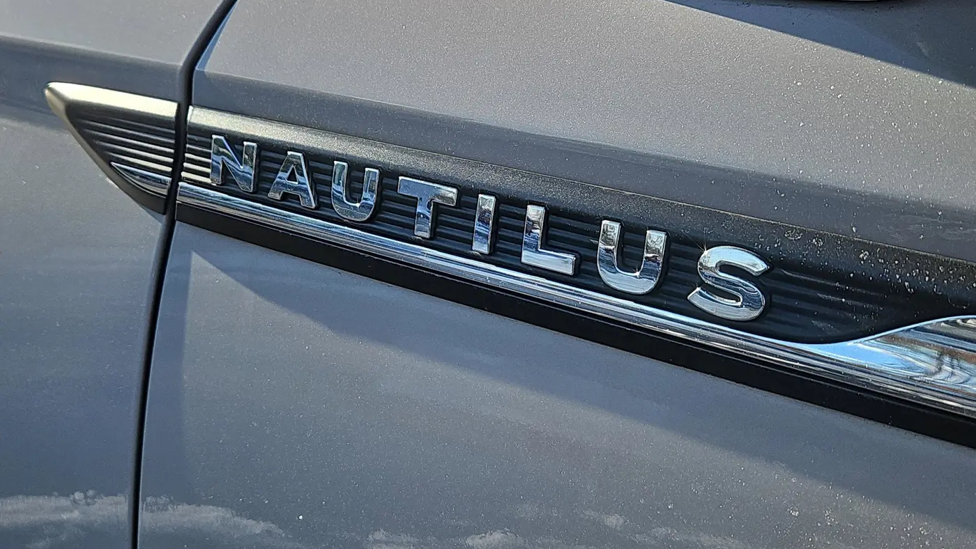 2020 Lincoln Nautilus Reserve