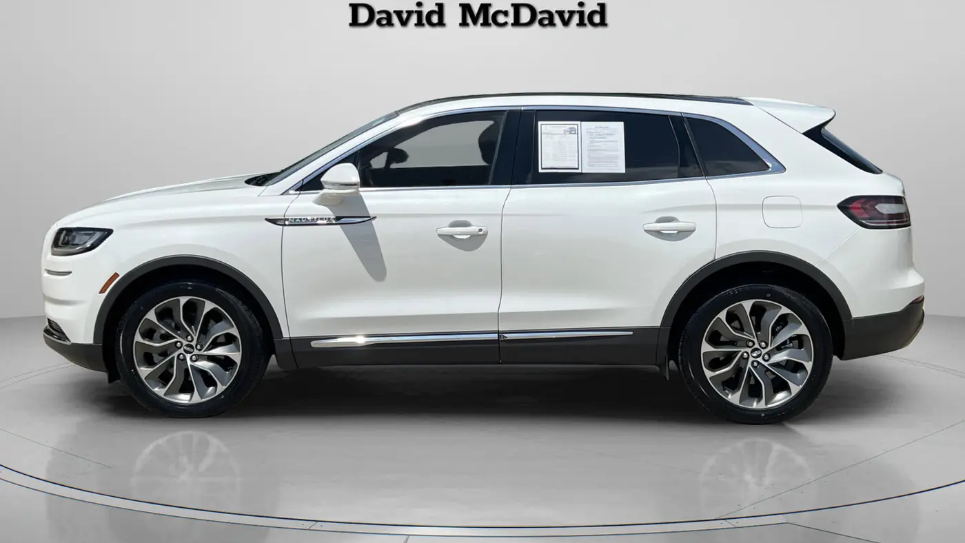 2022 Lincoln Nautilus Reserve