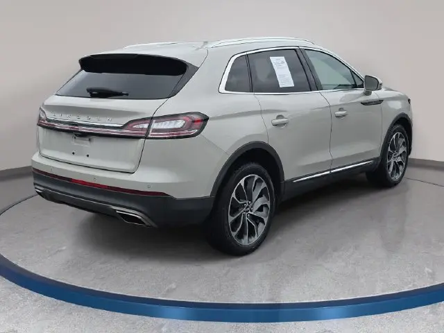2023 Lincoln Nautilus - $30,438