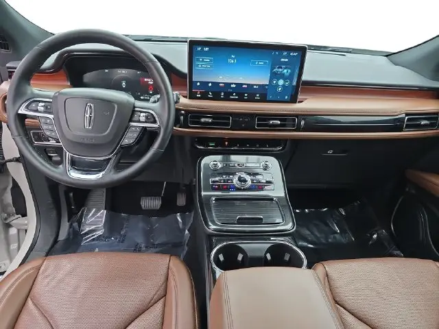 2023 Lincoln Nautilus - $30,438