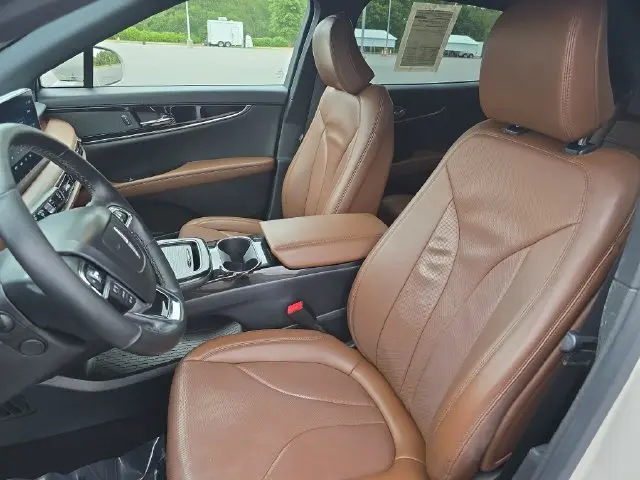 2023 Lincoln Nautilus - $30,438