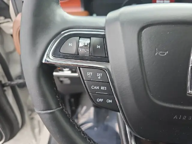 2023 Lincoln Nautilus - $30,438