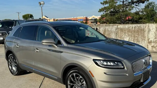 2023 Lincoln Nautilus Reserve