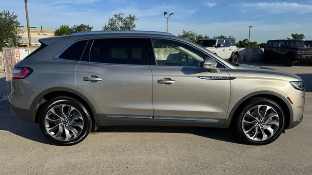 2023 Lincoln Nautilus Reserve
