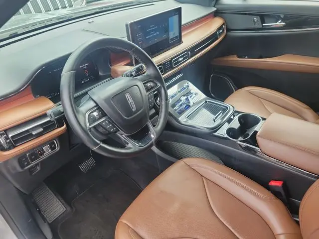 2023 Lincoln Nautilus - $33,990