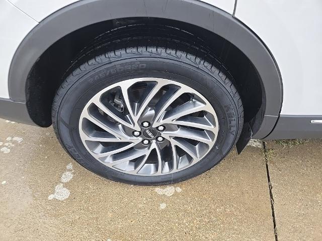 2020 Lincoln Nautilus - $21,212
