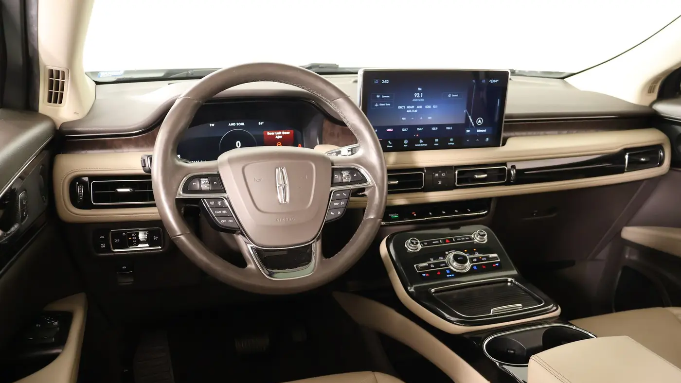 2021 Lincoln Nautilus Reserve