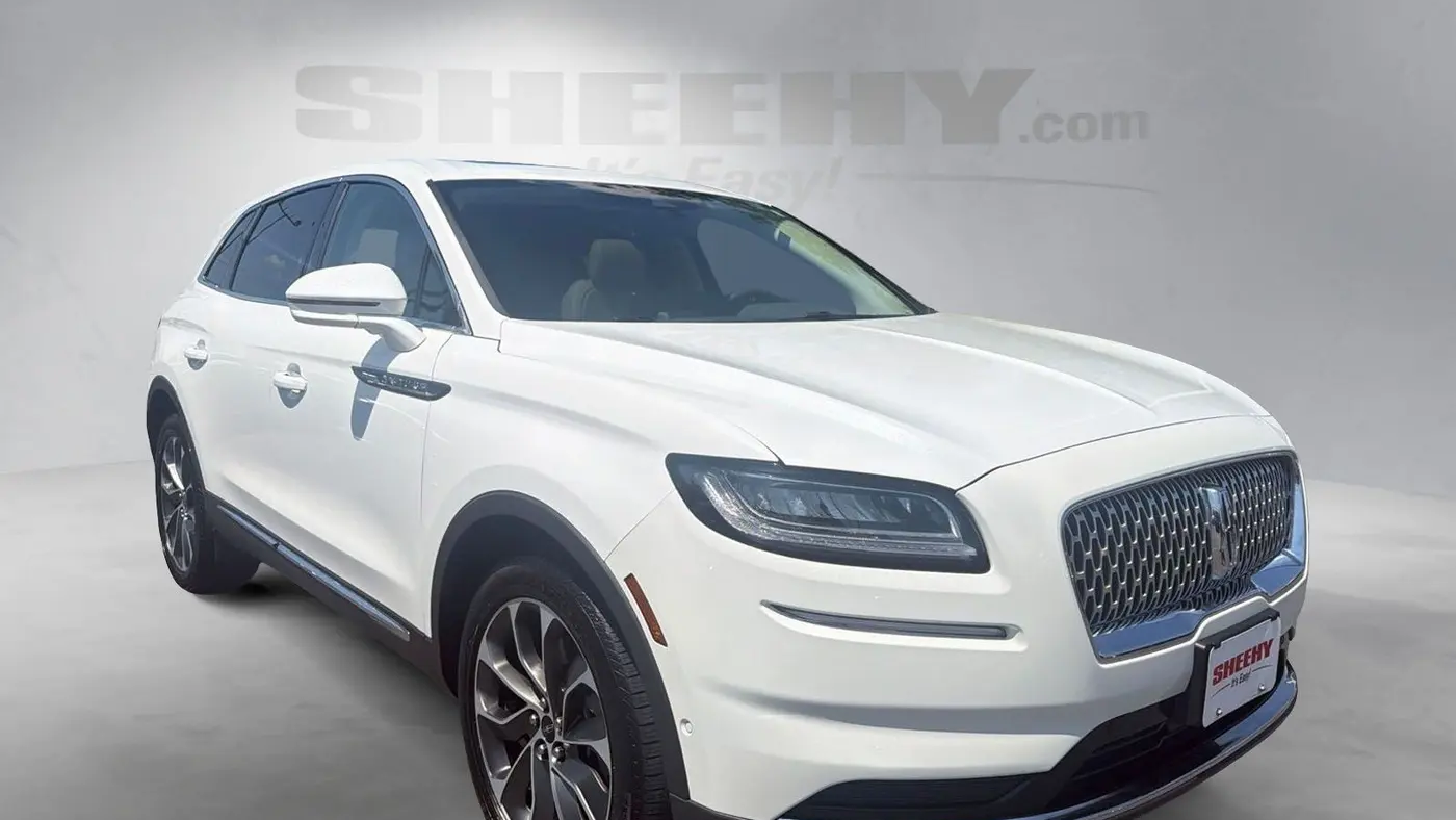 Preowned 2023 Lincoln Nautilus Reserve for Sale