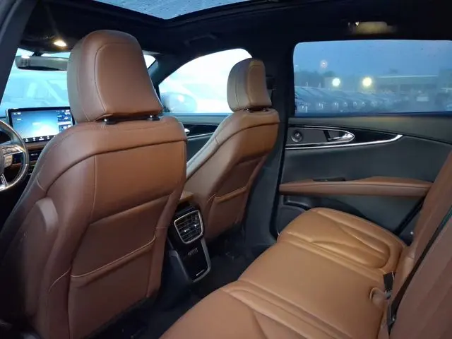2023 Lincoln Nautilus - $35,590