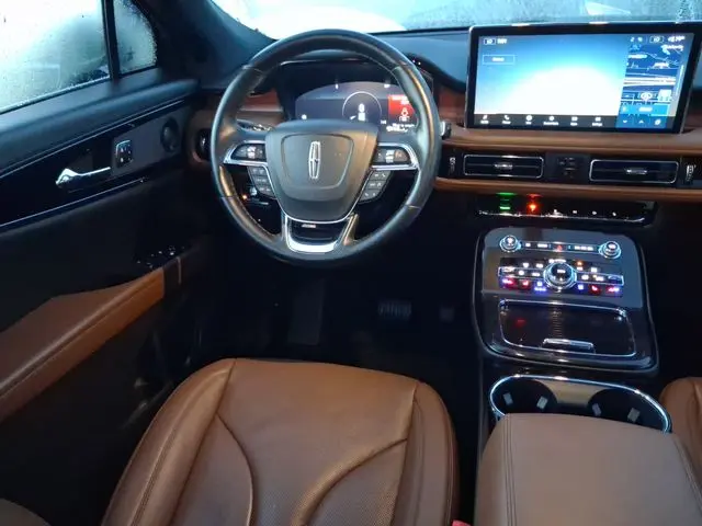 2023 Lincoln Nautilus - $35,590