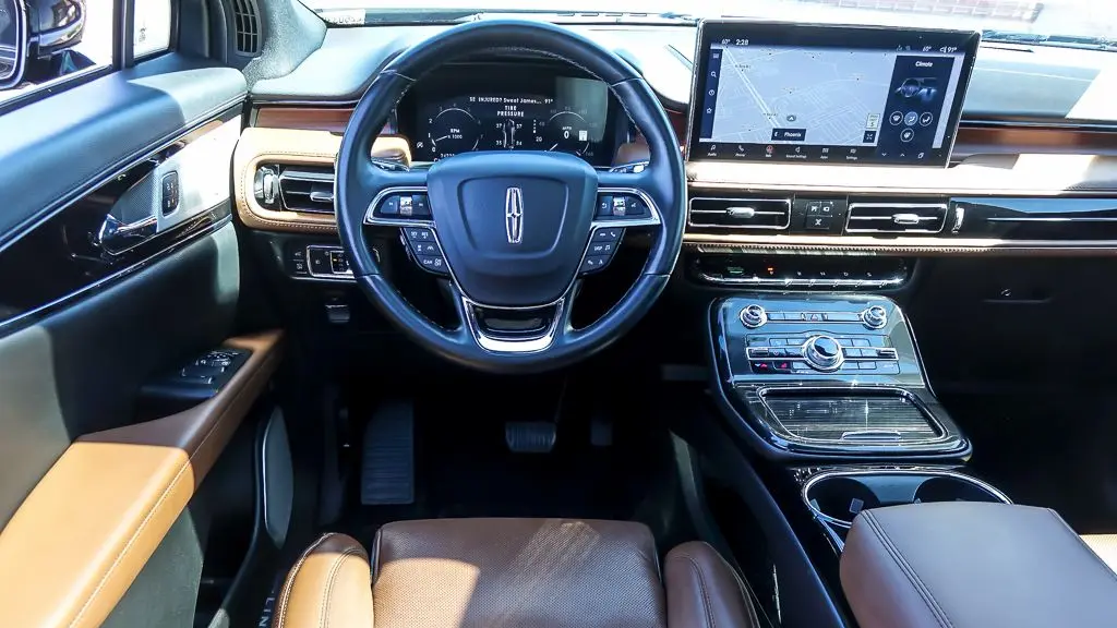 2023 Lincoln Nautilus Reserve