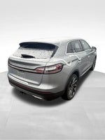 2021 Nautilus Thumbnail 4