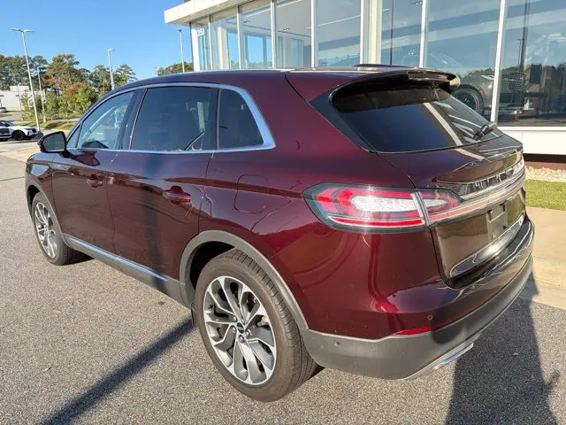 2022 Lincoln Nautilus - $26,980