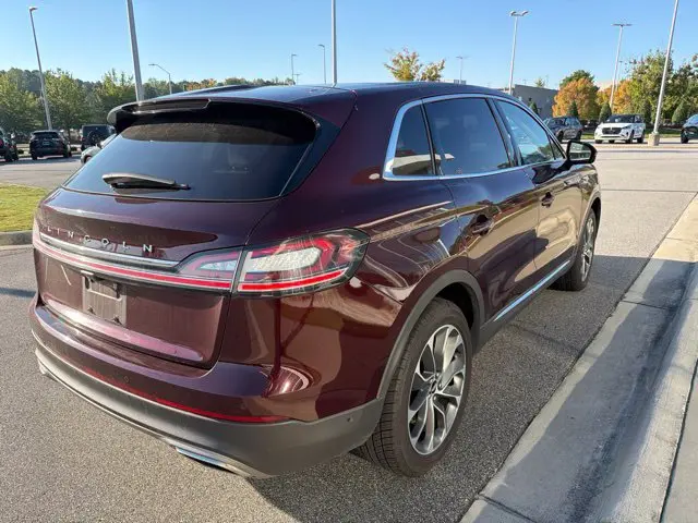 2022 Lincoln Nautilus - $26,980