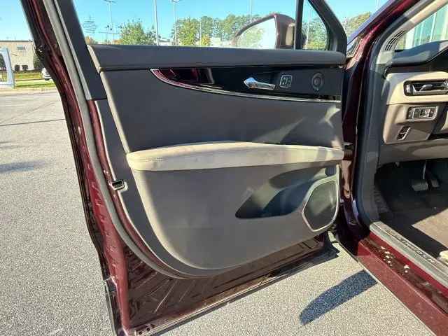 2022 Lincoln Nautilus - $26,980