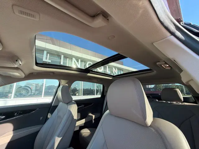 2022 Lincoln Nautilus - $26,980