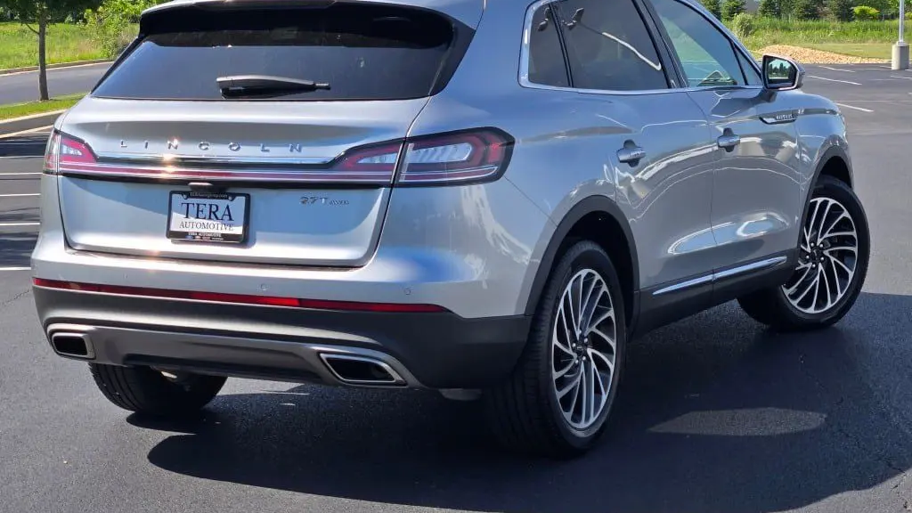 2020 Lincoln Nautilus Reserve