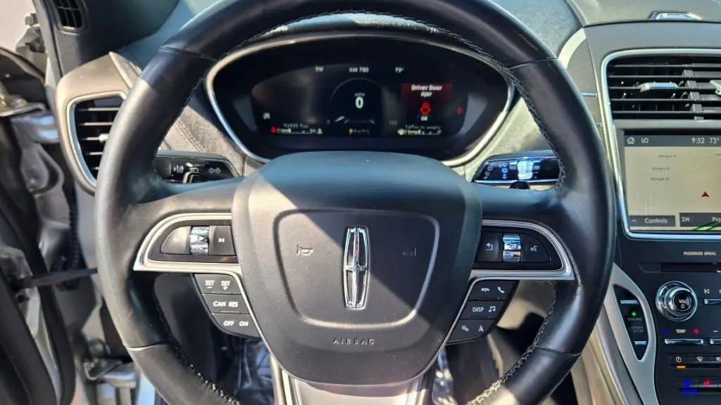 2020 Lincoln Nautilus Reserve