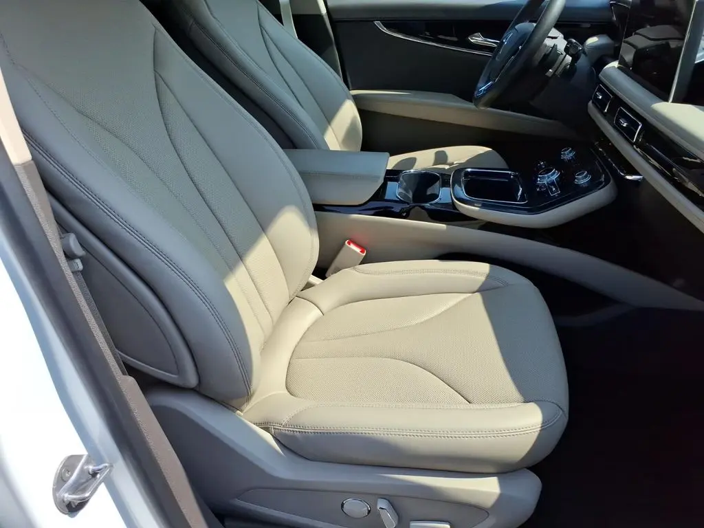 2023 Lincoln Nautilus - $40,498