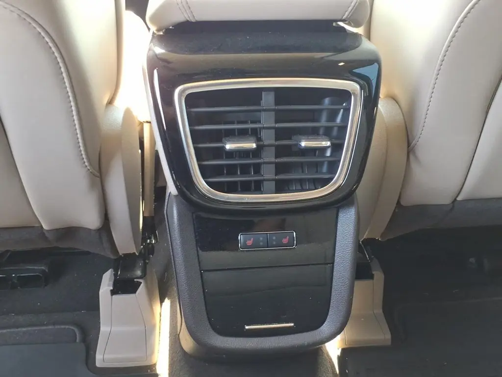 2023 Lincoln Nautilus - $40,498