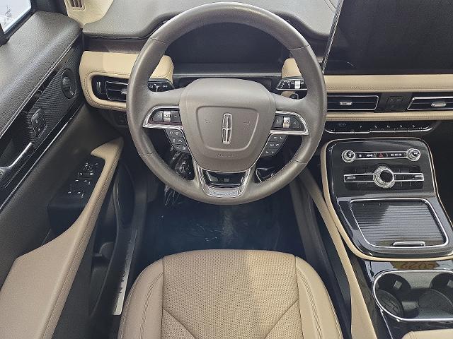 2022 Lincoln Nautilus - $44,799