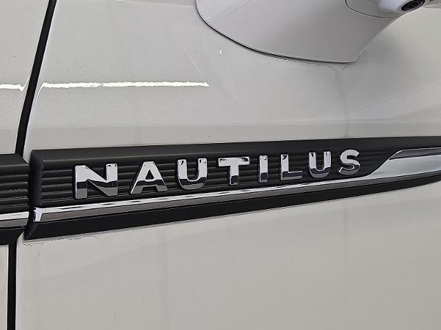 2022 Lincoln Nautilus - $44,799