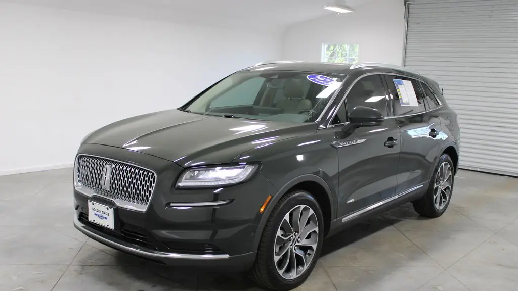 2023 Lincoln Nautilus Reserve