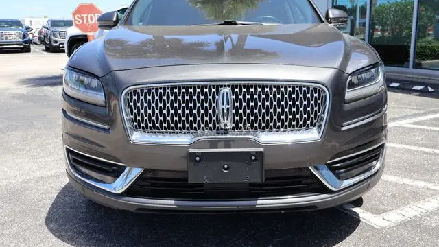 2020 Lincoln Nautilus Reserve