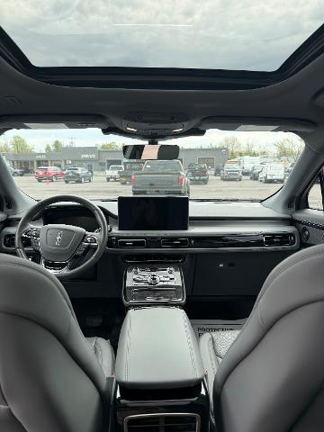 2023 Lincoln Nautilus - $39,990