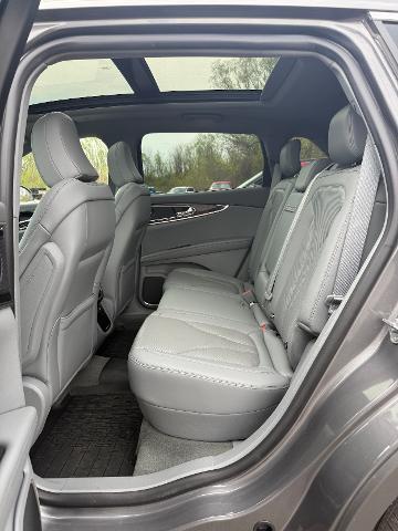 2023 Lincoln Nautilus - $39,990