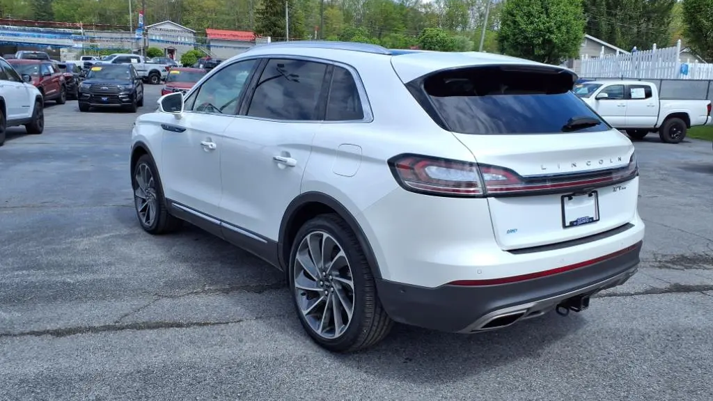 2020 Lincoln Nautilus Reserve