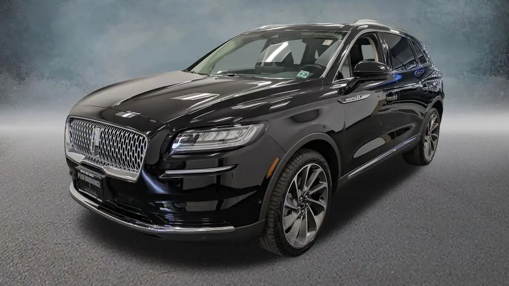 Preowned 2023 Lincoln Nautilus Reserve for Sale