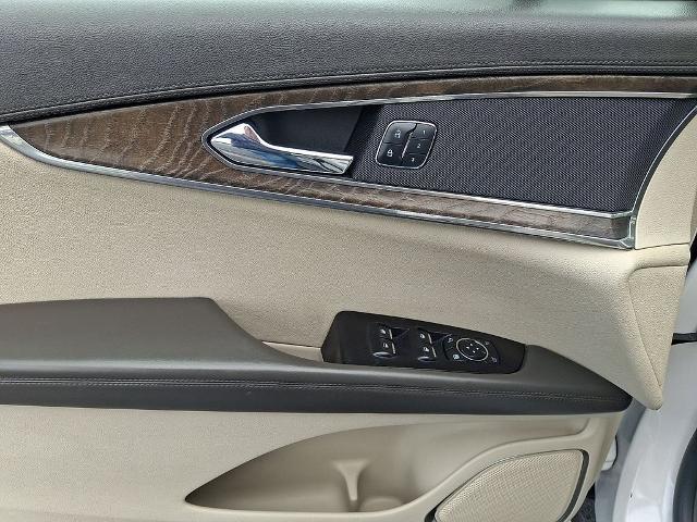 2017 Lincoln MKX - $13,990