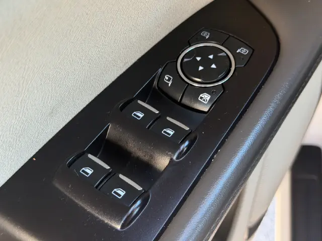 2017 Lincoln MKX - $15,000