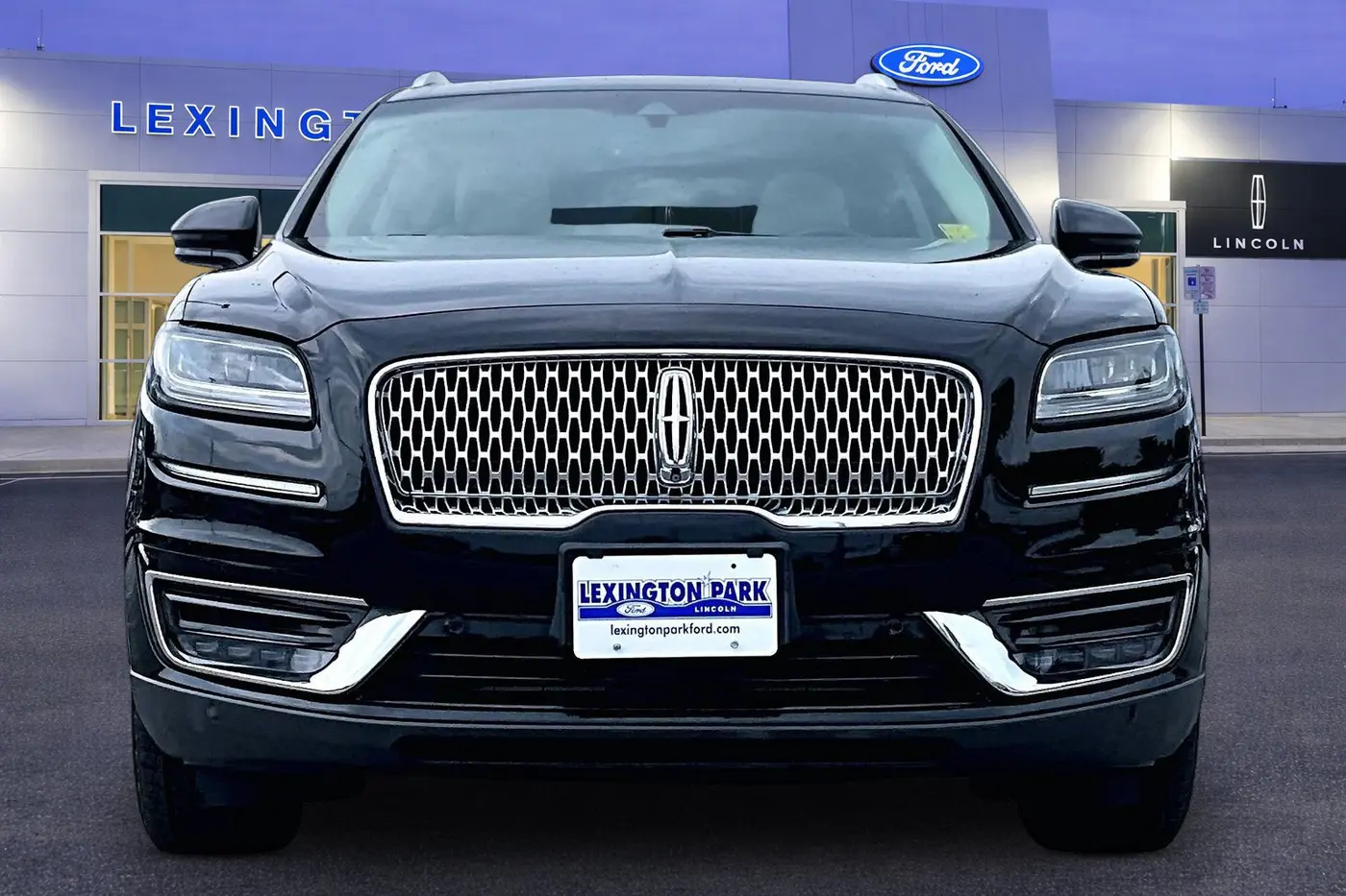 2019 Lincoln Nautilus - $21,900