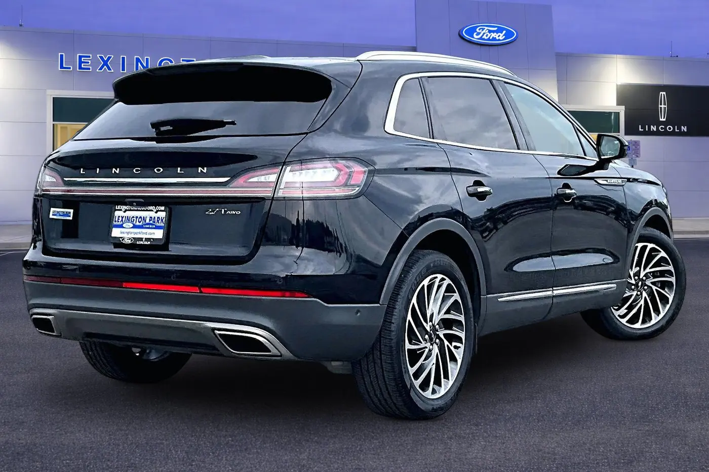 2019 Lincoln Nautilus - $21,900