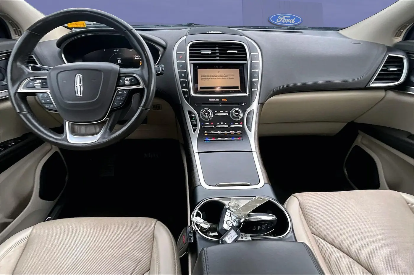 2019 Lincoln Nautilus - $21,900