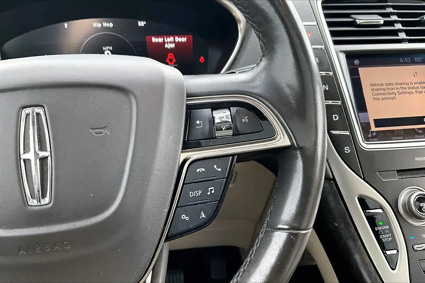 2019 Lincoln Nautilus - $21,900