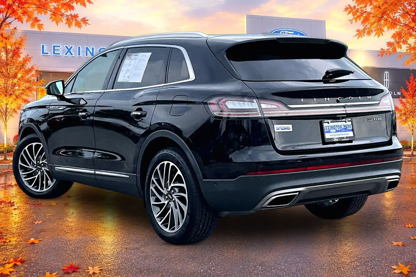 2019 Lincoln Nautilus - $21,800