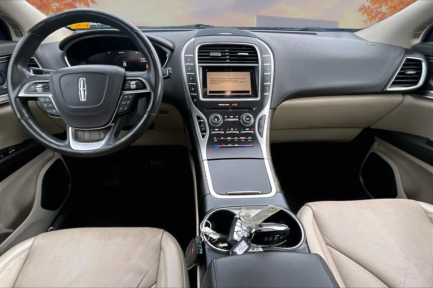 2019 Lincoln Nautilus - $21,800