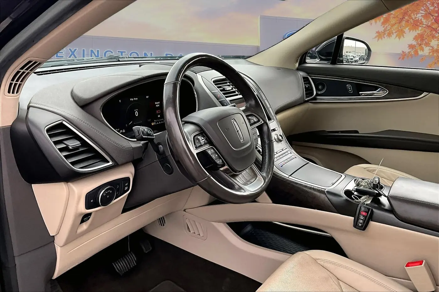 2019 Lincoln Nautilus - $21,800