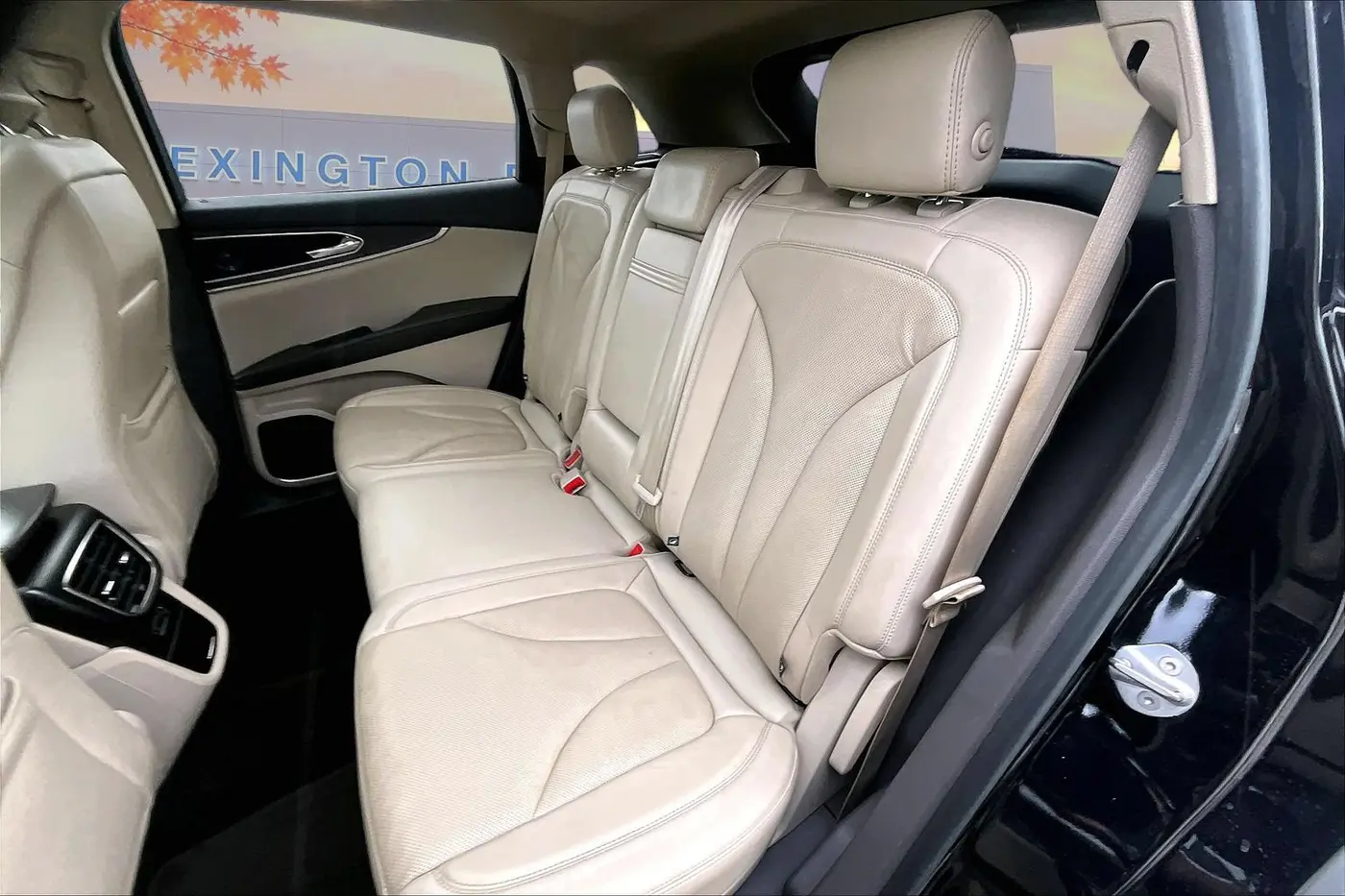 2019 Lincoln Nautilus - $21,800