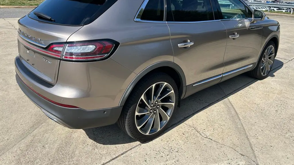 2019 Lincoln Nautilus Reserve
