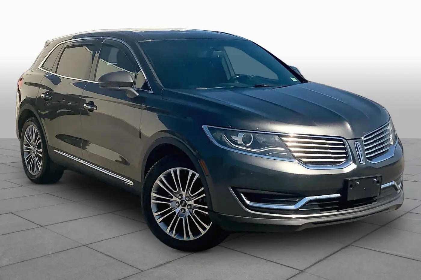 2018 Lincoln MKX - $17,989