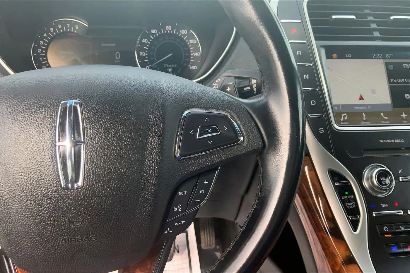 2018 Lincoln MKX - $17,989