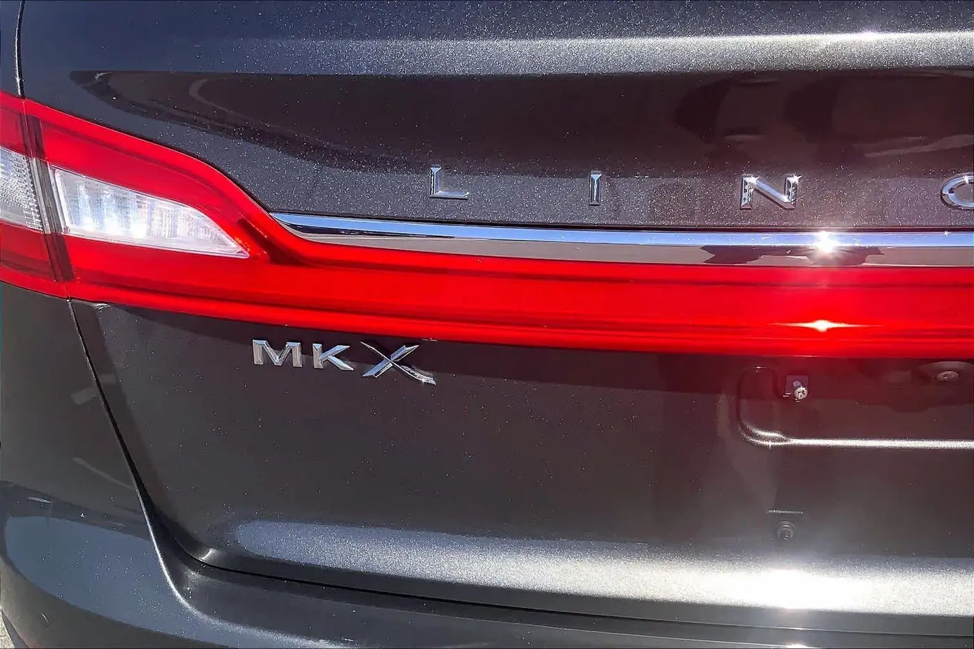 2018 Lincoln MKX - $17,989