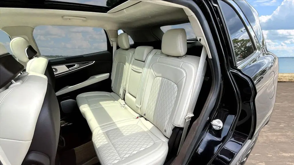 2022 Lincoln Nautilus Black Label