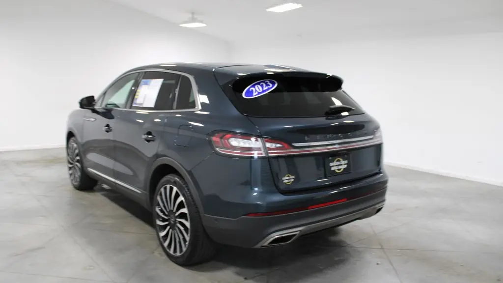 2023 Lincoln Nautilus Black Label